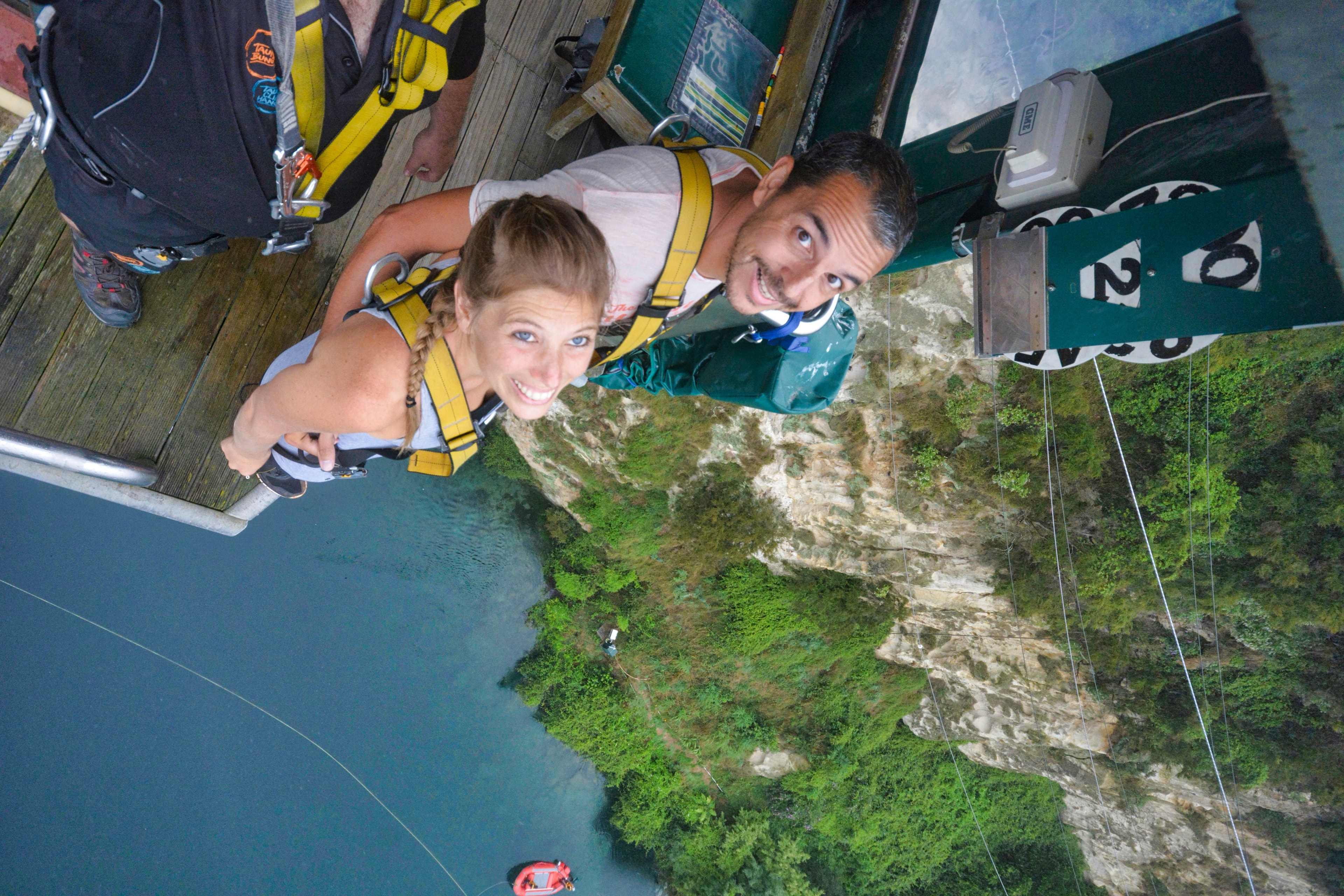 Kro and David bungee jumping together